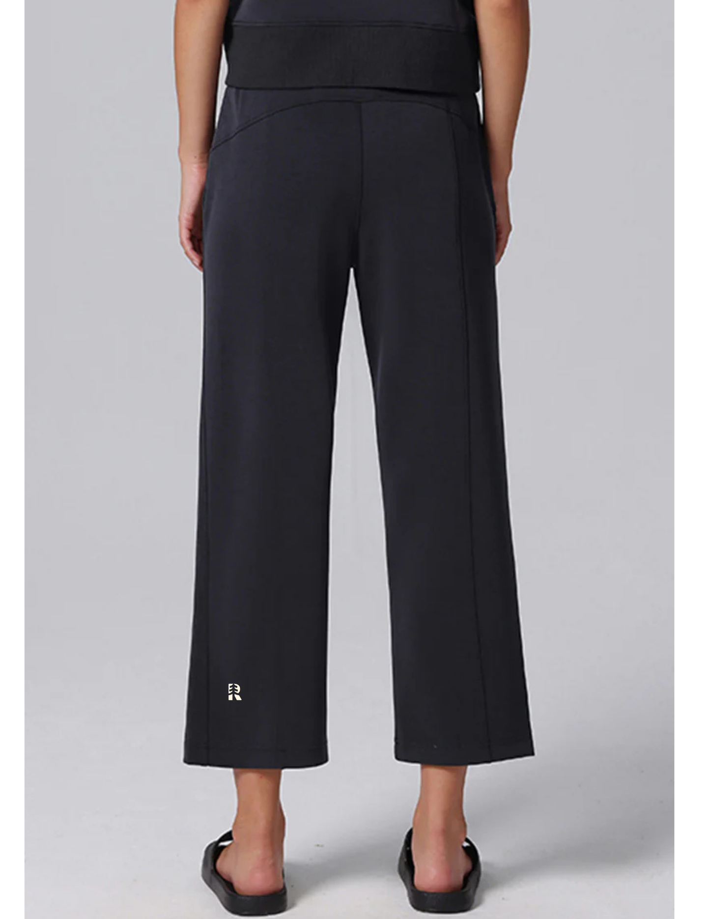 Rise Crop Pant